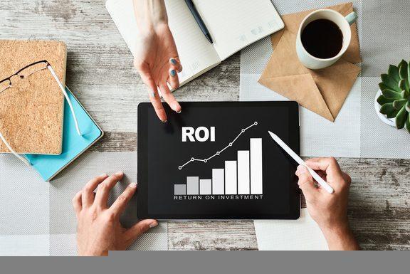 ROI, Return on investment, Business and financial concept